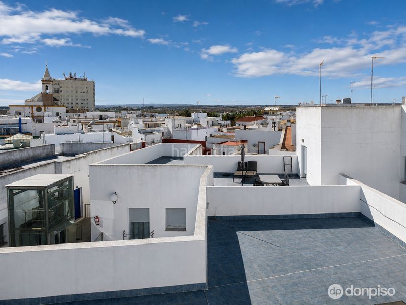 Foto 43d19798-861a-4c27-8f26-dc9093680bb5. Casa aparellada a Ayamonte ciudad Ayamonte
