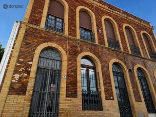 Casa aparellada a Ayamonte ciudad. Junto al templo de la merced y a 2 min del ayuntamiento