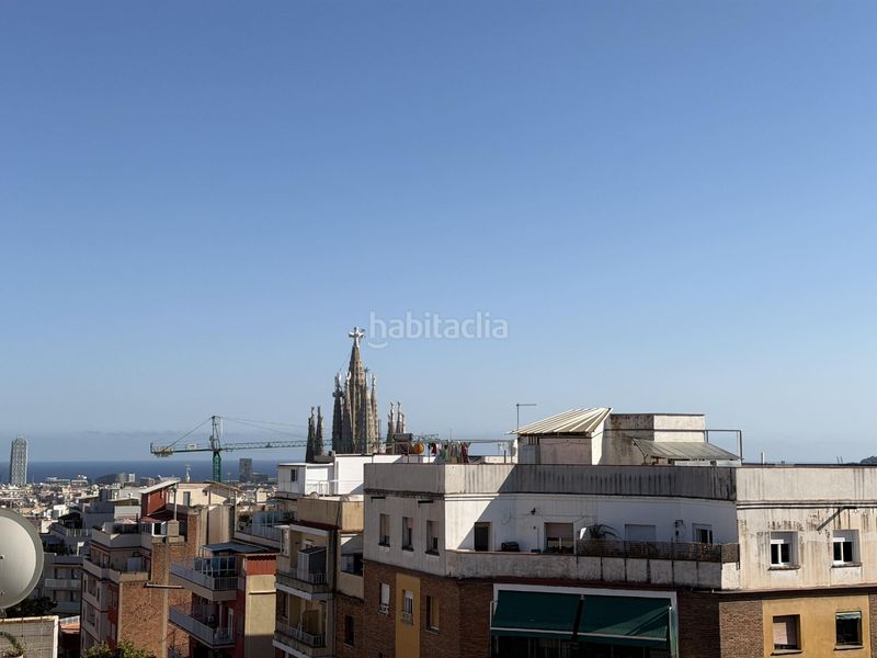 Foto 9d93c966-ca1c-46f8-9444-736c1a297844. Àtic a Baix Guinardó Barcelona