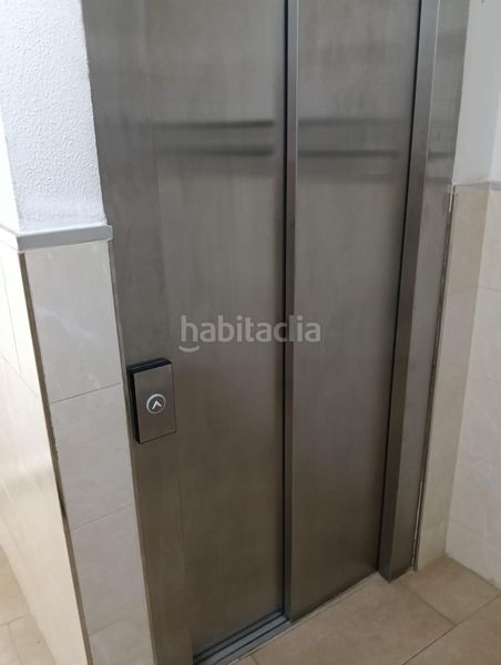 Foto 6a256653-d0a2-482b-9328-377f7965994c. Pis a astilleros - la paz - loreto - el corte inglés Cádiz