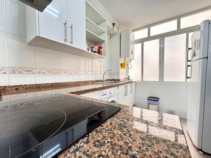 Foto f8ba87ce-857b-4ad2-986d-bfb647eb61cd. Apartament a Martiricos - La Roca - La Rosaleda Málaga