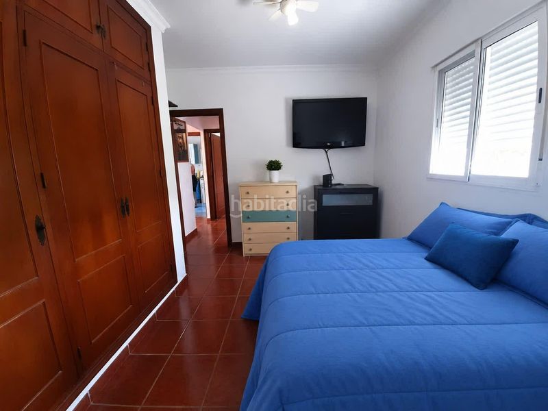 Foto f63e97e7-d602-4716-88bb-f9d85182f4b3. Casa aparellada amb aparcament a Cuatro Pinos - El Carmen Puerto de Santa María (El)