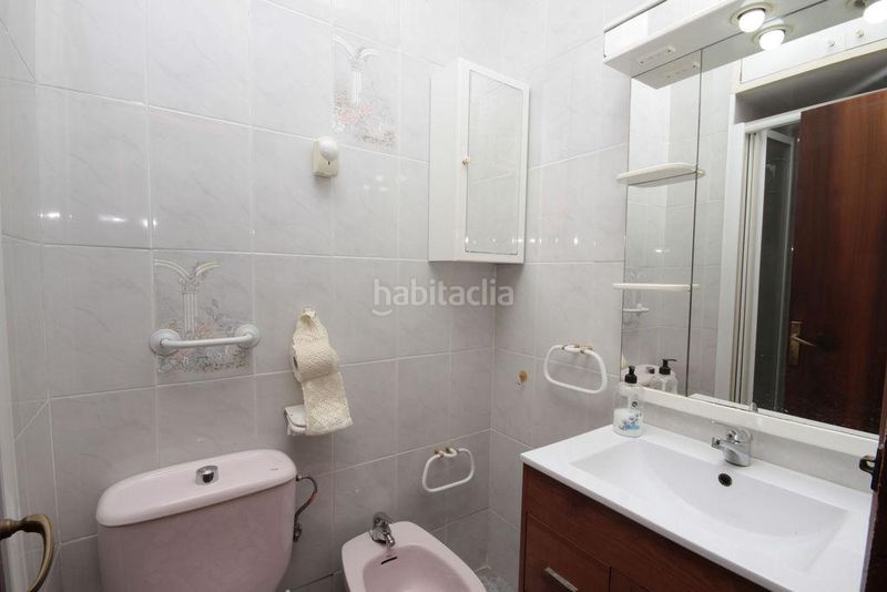 Foto f7f9817b-1d38-479e-b86e-b4d28dc13972. Pis a El Camp de l´Arpa del Clot Barcelona