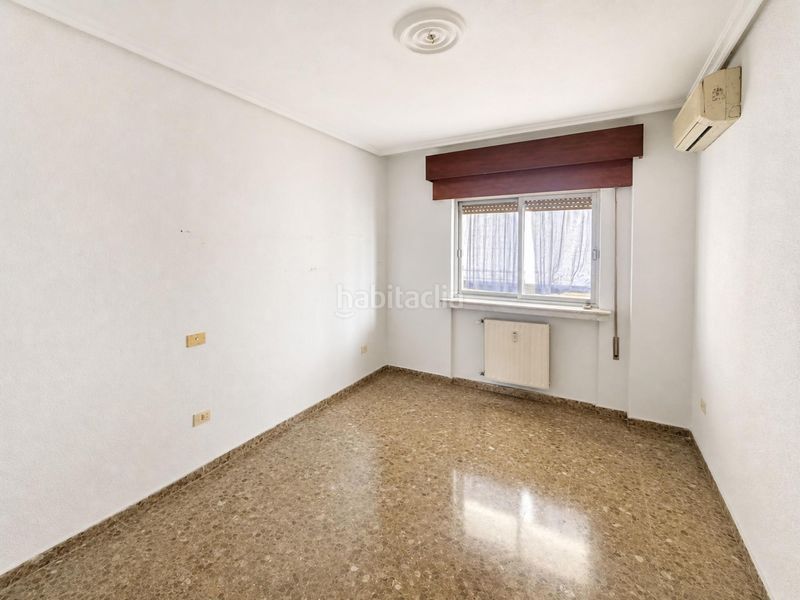 Foto 3d118172-b3a8-4338-9c11-f8e013188cad. Pis amb aparcament a Centro Cáceres