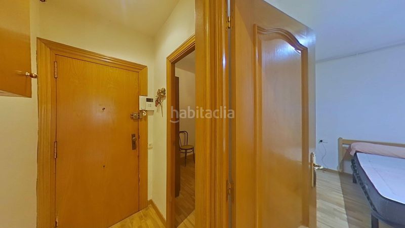 Foto 4a61ac0c-7484-4375-bee8-99efe0ae6ff5. Pis a Guinardó Barcelona