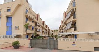 Apartament a Canet d´en Berenguer. Segunda linea de playa