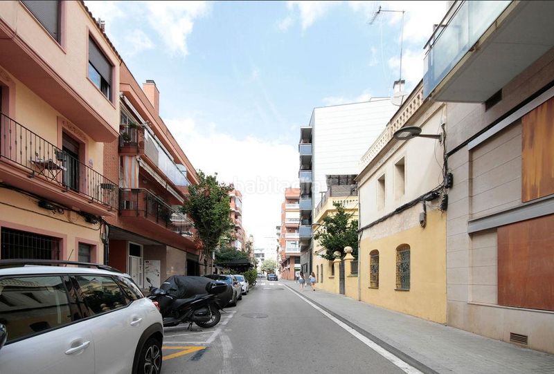 Foto 092ebb98-152c-4658-96c8-19703498afad. Pis amb calefacció aparcament a Sants-Badal Barcelona