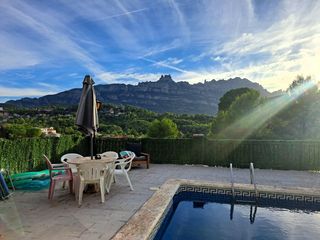 Chalet in Castellbell i el Vilar. Zona la vall de montserrat