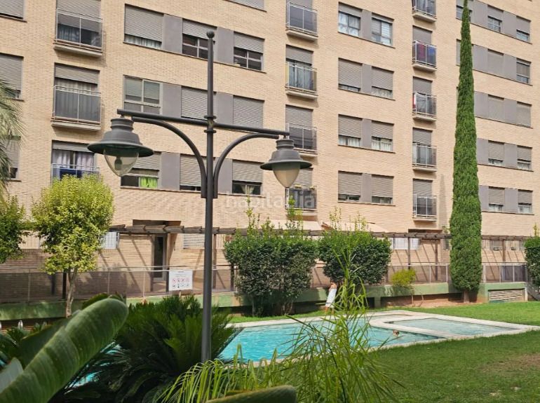 Foto 8ab26b9e-a65b-47bd-8c1c-bed8ab4612e8. Piso cercana al instituto josé ballester en Nou Benicalap Valencia