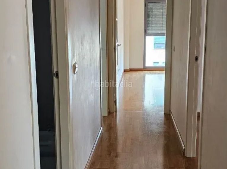 Foto dd5b2d2b-9df0-4c0b-8561-03d348861a57. Piso cercana al instituto josé ballester en Nou Benicalap Valencia