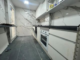 Etagenwohnung in Nou Eixample Sud