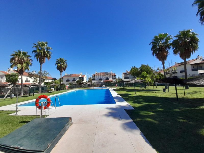 Foto a5ee7af3-8d4f-4475-ad9c-675edab213df. Casa pareada a 20m del colegio internacional britanico sage college. en Jerez de la Frontera