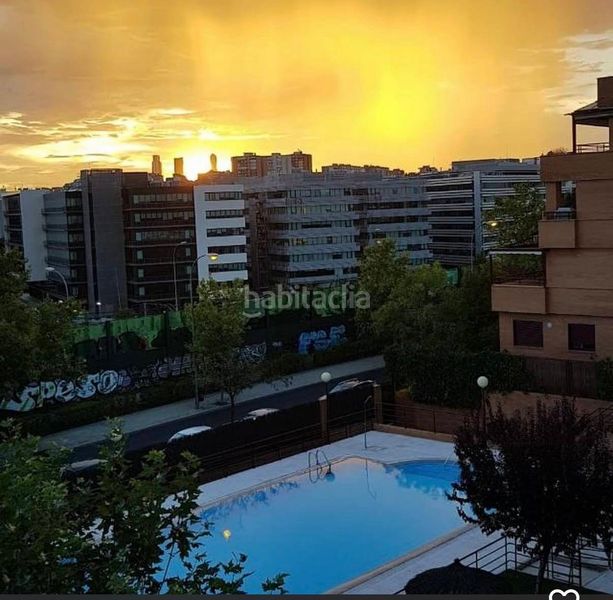 Foto f435d3f4-d405-44a5-9776-842df39f3f5b. Àtic amb calefacció aparcament piscina a Valdebebas - Valdefuentes Madrid