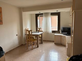 Apartament a Plaza de Toros-Avenida Chapí-Trinquete. Calle rey don jaime