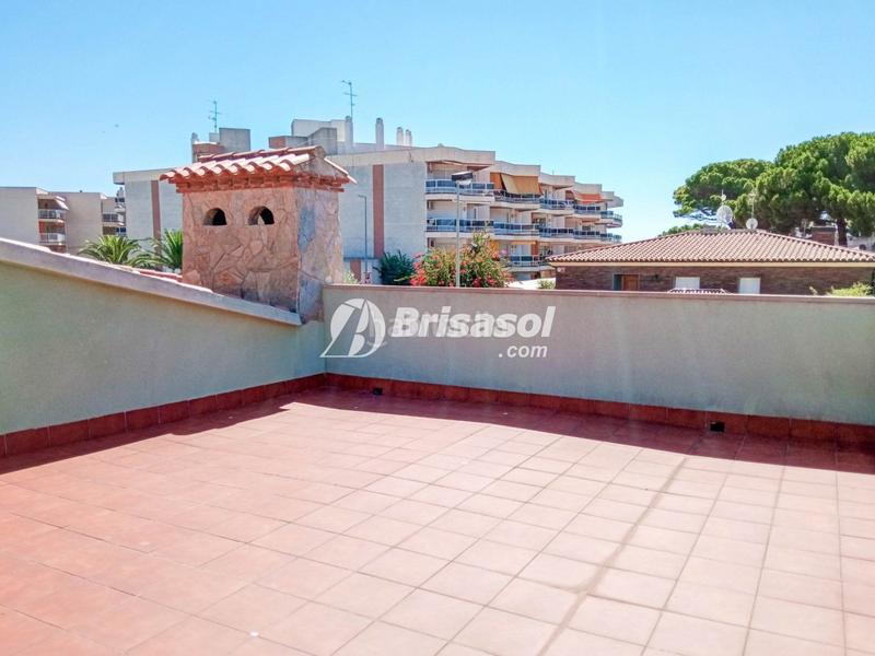 Foto 33b76218-af66-4068-9ef0-b6a9ed7b33d0. Casa con riscaldamento parcheggio in Vilafortuny Platja Cambrils