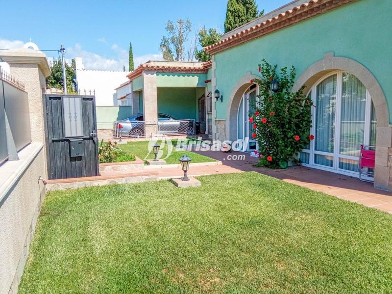 Foto 679b12d9-6657-4ec0-8870-c1d0a60a27b3. Casa con riscaldamento parcheggio in Vilafortuny Platja Cambrils