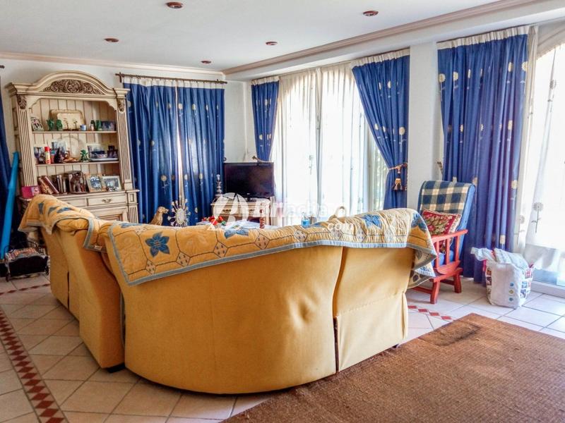 Foto 855fba48-6403-4116-9ea9-c9bf281dfd44. Casa con riscaldamento parcheggio in Vilafortuny Platja Cambrils