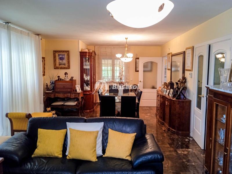 Foto 262f1246-acc0-410c-b2bb-65ee283f3901. Casa amb calefacció aparcament piscina a Els Ametllers Cambrils