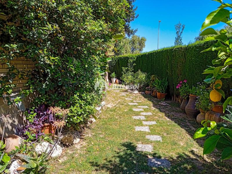 Foto c0559f27-ad81-4eb6-8342-42b33bde3bf6. Casa amb calefacció aparcament piscina a Els Ametllers Cambrils