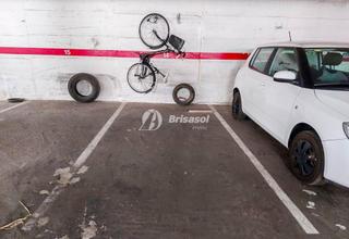 Car parking  Carrer cristofor colom. Cambrils  parking en venta a 300 metros del mar en la zona del p