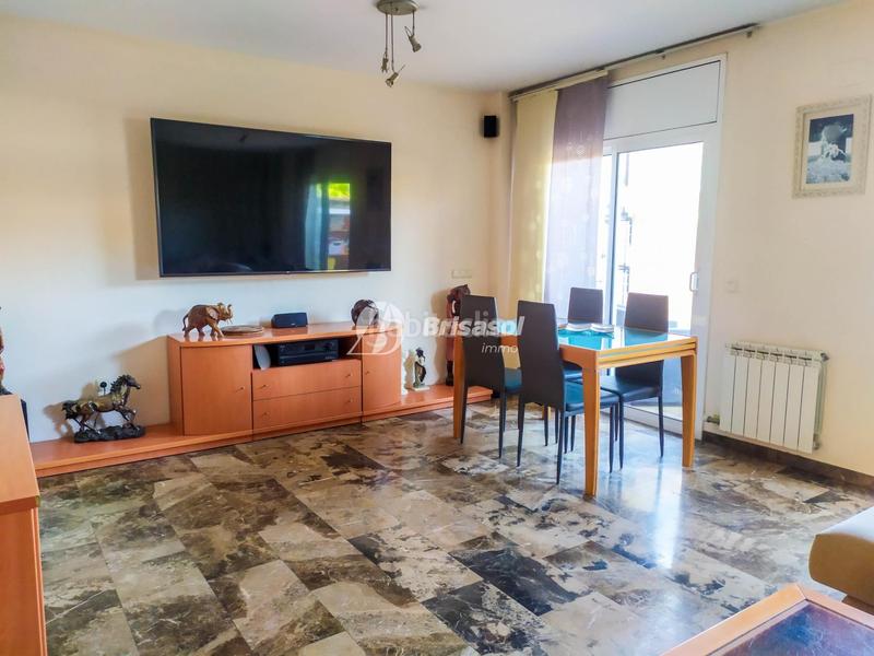 Foto 277a9a65-5ff1-4edf-bfce-5cb6d19b8136. Reihenhaus mit heizung parking pool in Els Ametllers Cambrils