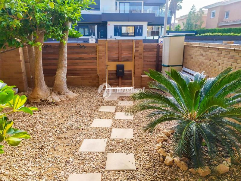 Foto 9e314cf2-e79b-486e-9f20-d33805071a15. Reihenhaus mit heizung parking pool in Els Ametllers Cambrils