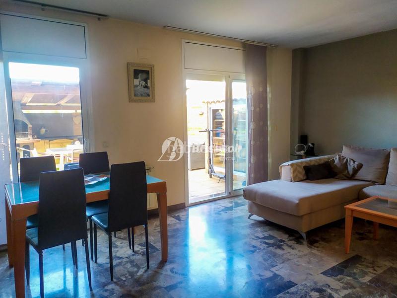 Foto a65ebb8e-2d17-4a8f-aa4c-14a73ec28ae9. Reihenhaus mit heizung parking pool in Els Ametllers Cambrils