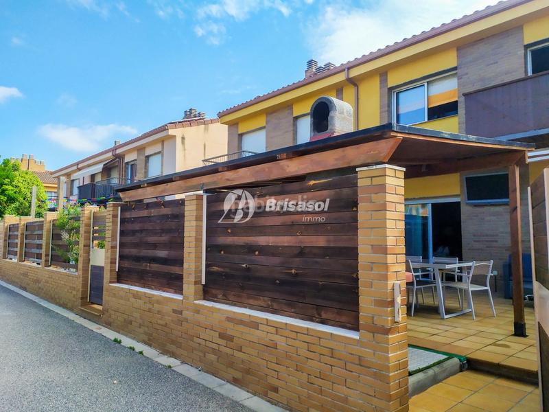 Foto c5eb282c-2681-46d2-a318-bf99786157d6. Reihenhaus mit heizung parking pool in Els Ametllers Cambrils