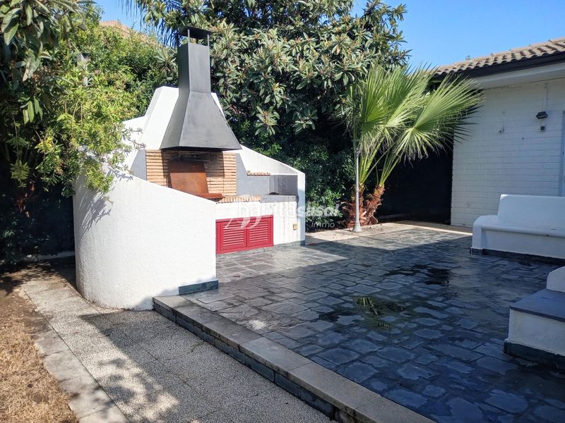 Foto f6125b37-0ab5-432a-b3a1-c0c6c6c7403c. Casa amb aparcament piscina a Els Tallats - Mas Olivé Cambrils