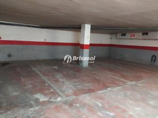 Lloguer Aparcament cotxe a Ponent. Reusparking de alquiler zona mare molas