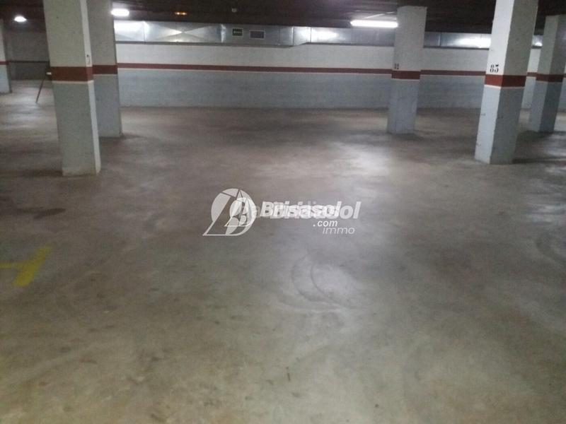 Foto b2b7b35a-3485-4ce0-a6ed-d3424e00b985. Alquiler parking coche zona centroplaza de parking en alquiler en Reus