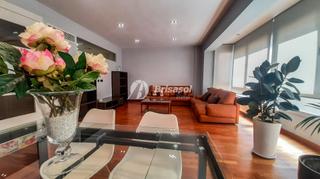 Rent Flat in Centre. Reuspiso de alquiler de 5 habitaciones zona centro