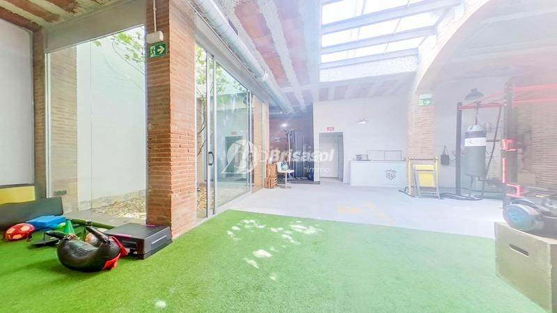 Foto 000f86e0-0b3c-4f1a-bb17-5fdd1a185eb4. Local comercial  en venta en zona centro en Reus