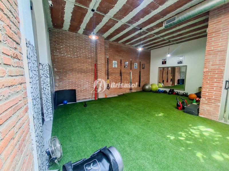 Foto 1efcb854-4d03-4a20-8646-d48e36b776ec. Local comercial  en venta en zona centro en Reus