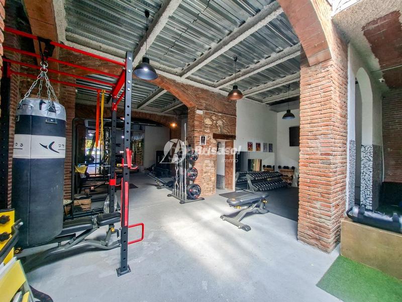 Foto a4ed65e7-b909-4178-ae77-e9e11bfdabe2. Local comercial  en venta en zona centro en Reus