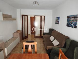 Location Appartement à Mestral. Reus piso de 4 habitaciones solo para estudiantes