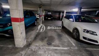 Rent Car parking in Centre. Reus parking de alquiler zona centro