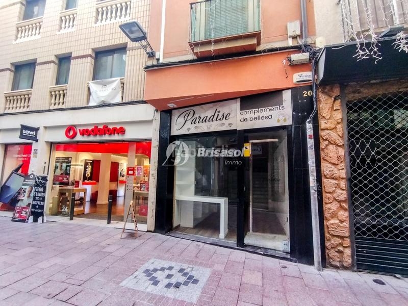 Foto 58f2985f-52b9-49aa-8c3d-3075fc99e97f. Alquiler local comercial local de alquiler en el centro en Reus