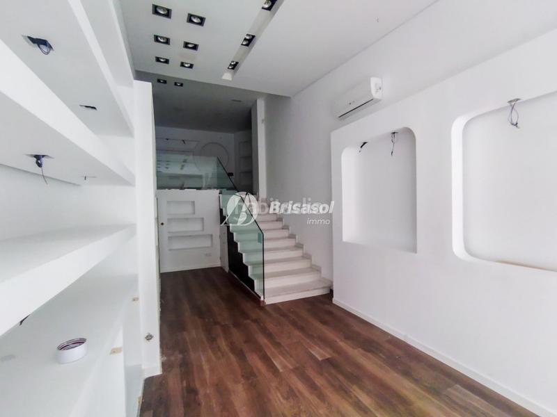 Foto 7220e7aa-b54c-4440-b150-414bfc3a648d. Alquiler local comercial local de alquiler en el centro en Reus