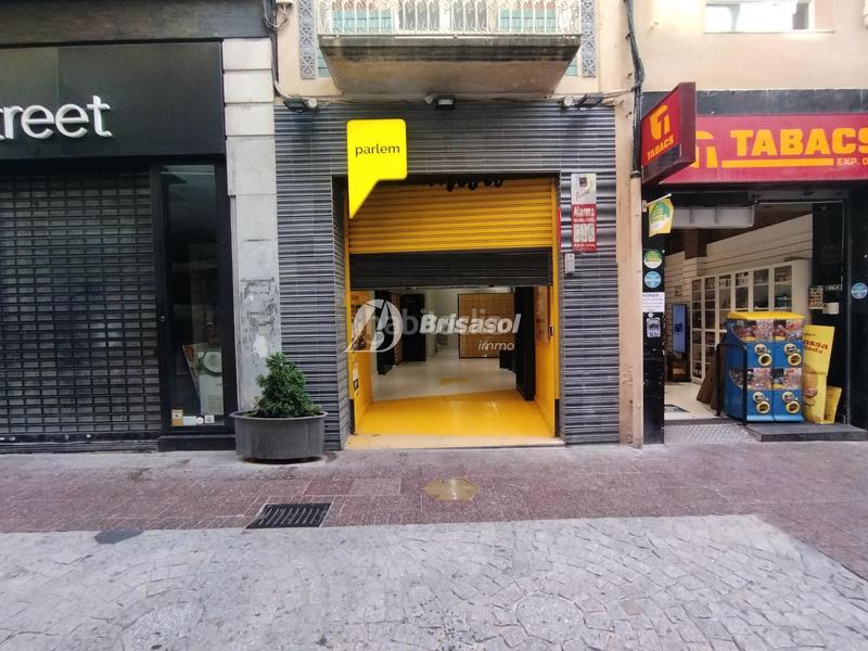 Foto ef611f82-cd79-4d34-8e97-345c75daaa75. Location local commercial dans Centre Reus