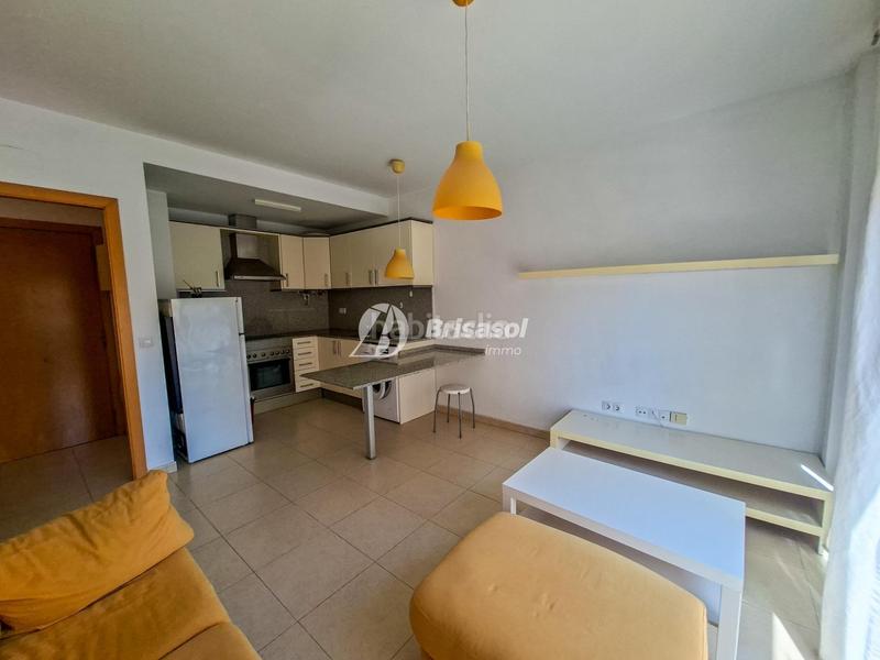 Foto 81dcd1a3-9377-4fee-ade5-a9d6f185ab0a. Piso  en venta de 1 habitación zona velòdrom en Reus