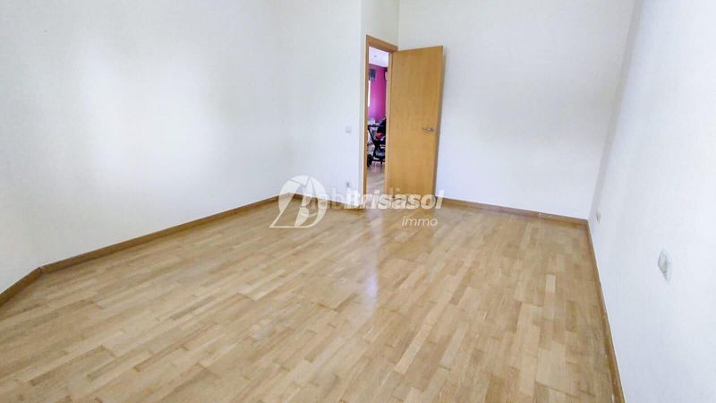 Foto 20fa319b-3380-43c7-beb7-4a71802e0113. Casa adossada amb aparcament a Morell (El)