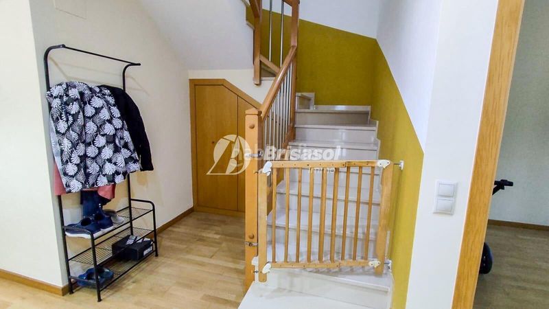 Foto a30ada53-458f-4929-92b0-35a43a95a262. Casa adossada amb aparcament a Morell (El)