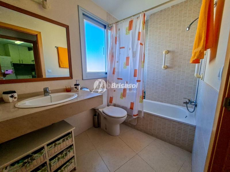 Foto a56fc058-1e7d-40a2-999a-d64532b287c9. Pis amb calefacció piscina a Ponent Reus