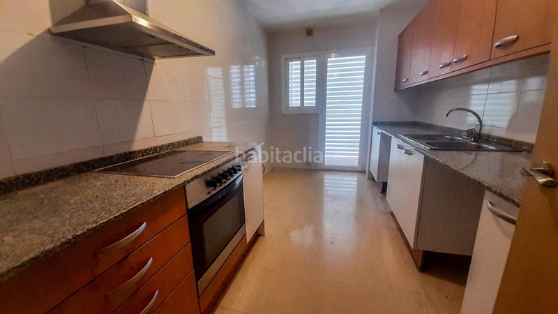 Foto f2d27824-c401-4c56-bd1d-5c6380ced979. Pis amb calefacció aparcament a Mestral Reus