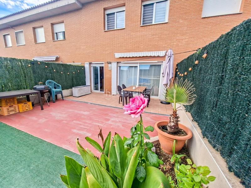 Foto cc6e01f9-ccbd-4bc2-804e-1bbc8715f3ac. Maison jumelée avec chauffage parking dans Vila-seca poble Vila-seca