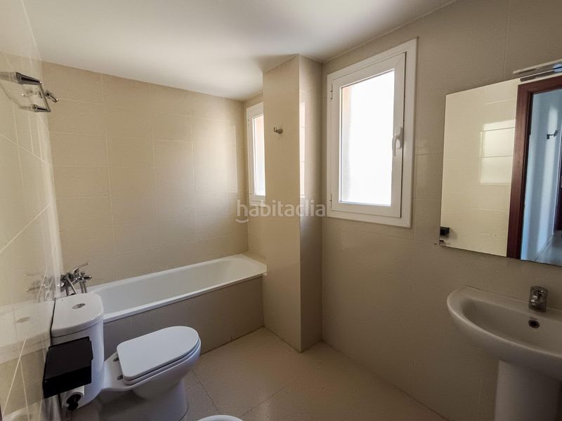 Foto c51db4c3-033a-487c-8090-756050c87bb4. Pis amb aparcament a Mestral Reus