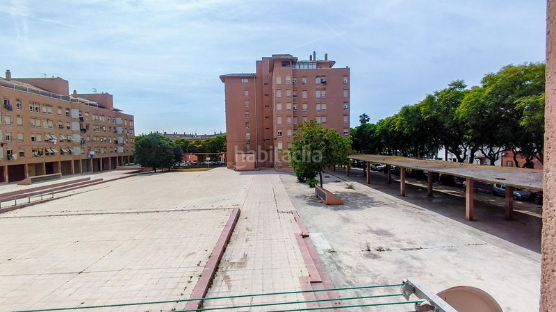 Foto 7b6363e6-6f39-468d-9976-0d4e6911cf3c. Pis amb calefacció aparcament a Llevant Reus