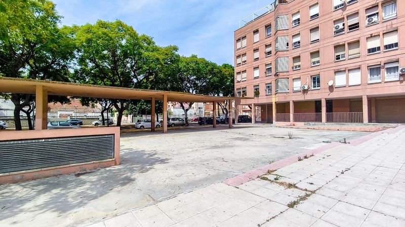Foto 8ebbdcd8-c49d-40a6-a081-491580abcaff. Pis amb calefacció aparcament a Llevant Reus