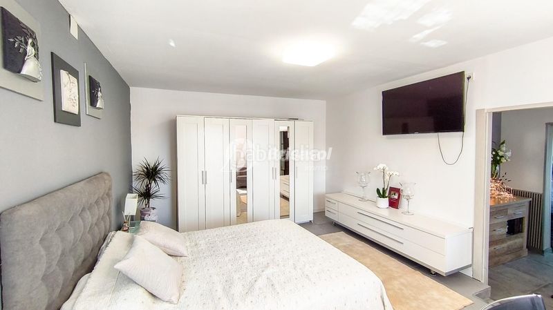Foto b4d8be61-da92-4d7c-abf5-878f1589efdc. Casa a Almoster